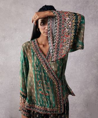 Ikaya Embroidered Angarkha Set 3