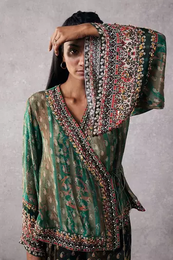 Ikaya Embroidered Angarkha Set