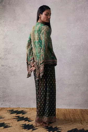 Ikaya Embroidered Angarkha Set