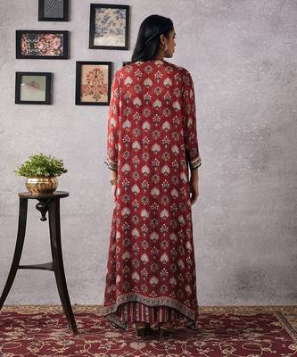 Sarouk Embroidered Co-Ord Set With Jacket 4