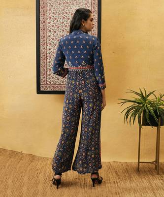 Zahra Printed Jumpsuit With Jacket 5