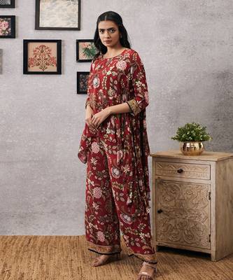 Mehr Embroidered Asymmetric Co-Ord Set 3