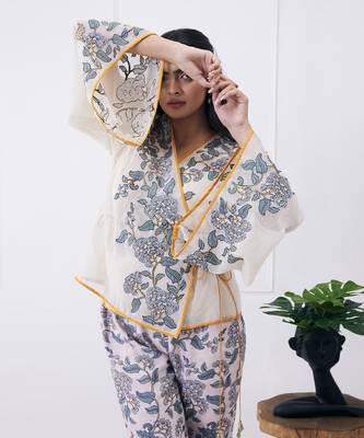 Yasmin Printed Overlapped Top With Pants 3
