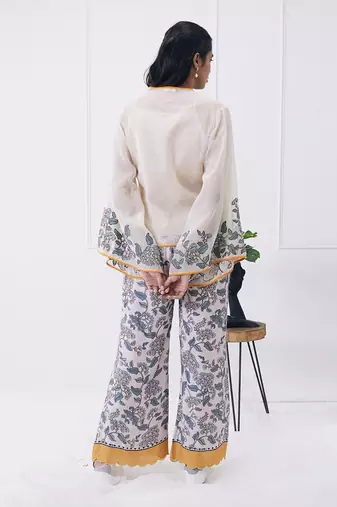 Yasmin Printed Overlapped Top With Pants