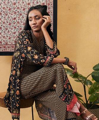 Zahra Embroidered Co-Ord Set With Jacket 2
