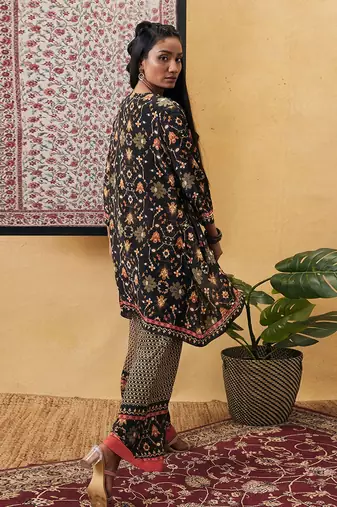 Zahra Embroidered Co-Ord Set With Jacket