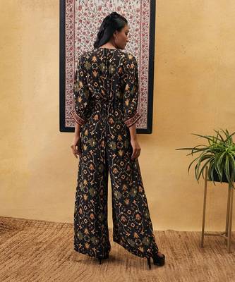Zahra Printed Overlap Jumpsuit With Belt 5