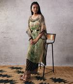 Ikaya Embroidered Kaftan Set With Belt