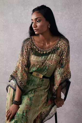 Ikaya Embroidered Kaftan Set With Belt