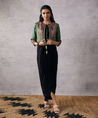 Ikaya Embroidered Drape Dress With Jacket 2