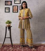 Sarouk Embroidered Kurta Set