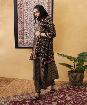Zahra Printed Kurta Set With Jacket 3