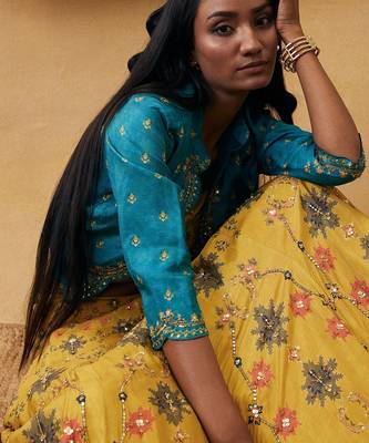 Zahra Embroidered Lehenga Set With Jacket 3
