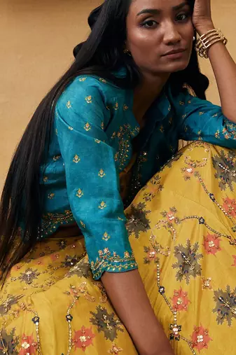 Zahra Embroidered Lehenga Set With Jacket