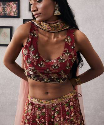 Mehr Embroidered Lehenga Set With Dupatta 4