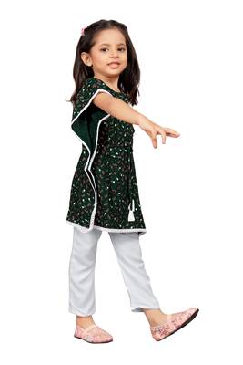 Green printed rayon kids-kaftans 4