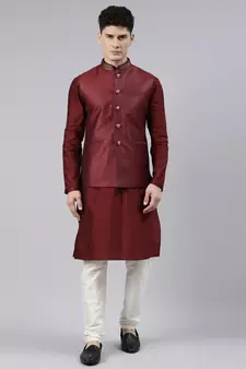 Maroon Jacquard Bandi With Maroon Kurta
