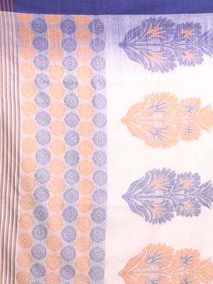 White Cotton Handwoven Saree With Nakshi Motifs And Floral Designs 5