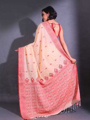 Light Peach Cotton Handwoven Saree With Nakshi Patterns 4