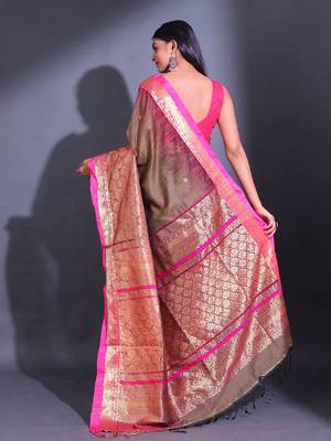 Peanut Brown Cotton Blend Handwoven Saree With Small Ethnic And Nakshi Design 4