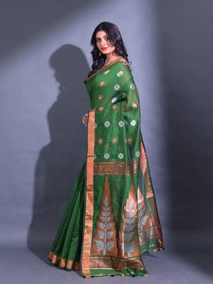 Green Cotton Blend Handwoven Saree With Nakshi Designs 3