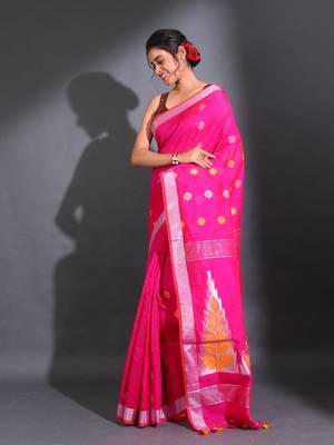 Rani Pink Cotton Blend Handwoven Saree With Nakshi Designs 3