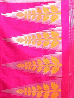 Rani Pink Cotton Blend Handwoven Saree With Nakshi Designs 5