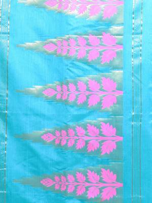 Sky Blue Cotton Blend Handwoven Saree With Nakshi Designs 5