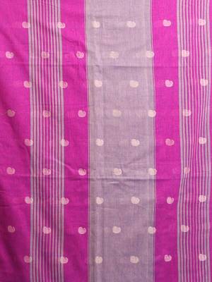 Magenta Cotton Blend Handwoven Saree With Paisley Designs And Contrast Pallu 5