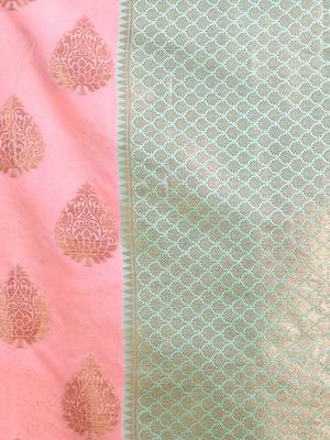 Pink Cotton Blend Handwoven Saree With Damask Motifs And Texture Pallu 5