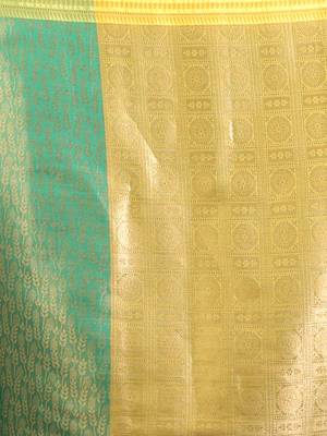 Green Katan Silk Handwoven Saree With Zari Woven Foliage And Nakshi Patterns 5