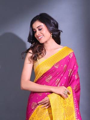 Magenta Dupion Silk Handwoven Saree With Zari Woven Texture And Floral Patterns 2