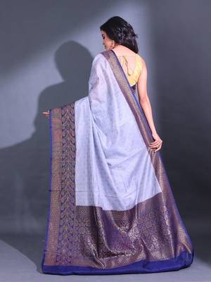 Grey Dupion Silk Handwoven Saree With Zari Woven Texture And Floral Patterns 4