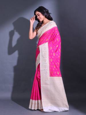 Fuchsia Dupion Silk Handwoven Saree With Zari Woven Texture And Floral Patterns 3