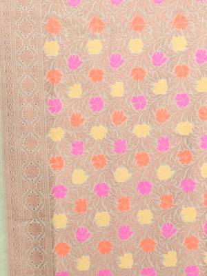 Tea Green Cotton Blend Handwoven Saree With Zari Woven Floral Designs 5