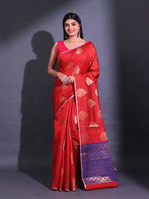 Dark Red Cotton Handwoven Saree With Damask Motifs And Texture Pallu 1