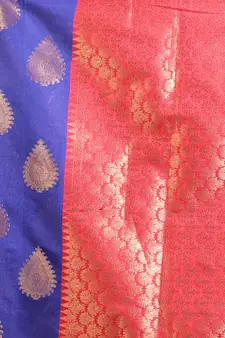 Navy Blue Cotton Handwoven Saree With Damask Motifs And Texture Pallu