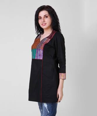 Black Cotton-Silk Tunic With Kantha Embroidery 3