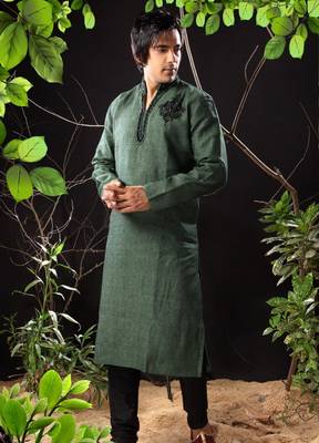 Green embroidered linen kurta-pajama 1