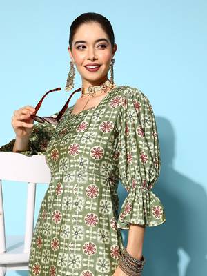 Green printed silk blend long-dresses 4