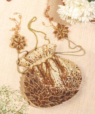 Vareli Bafna Designs 1