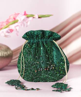 Vareli Bafna Designs 1