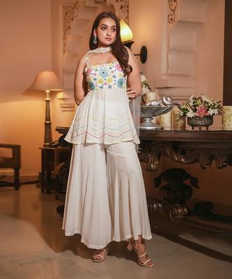 Snow White Sharara Set 2