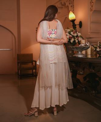 Snow White Sharara Set 4