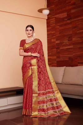 Red Woven Art Silk Saree With Blouse 1