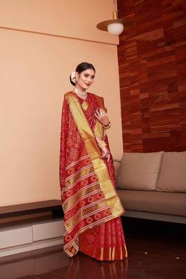 Red Woven Art Silk Saree With Blouse 2