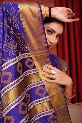 Purple Woven Art Silk Saree With Blouse 4