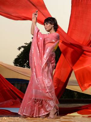 Flamingo Pink Cotton Blend Handwoven Saree With Zari Motifs And Paisley Jamdani Designs 3