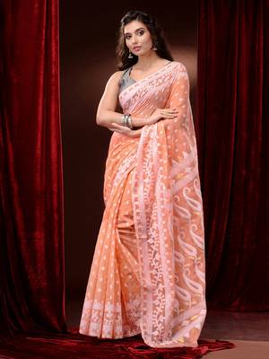 Peach Silk Cotton Handwoven Jamdani Saree With Floral Borders And Paisley Pallu 2