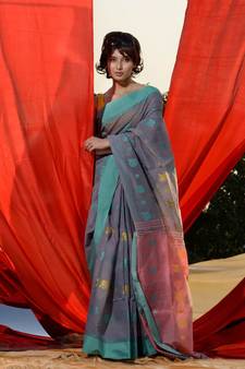 Light Grey Cotton Handspun Saree With Woven Floral Motifs